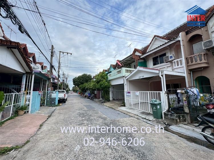 ทาวน์เฮ้าส์ 2 ชั้น 16 ตร.ว. หมู่บ้านเคซีวิลล์ ร่มเกล้า18 ใกล้มหาวิทยาลัยเกษมบัณฑิต ร่มเกล้า ใกล้แยกมีนบุรี ซอยร่มเกล้า18 ถนนร่มเกล้า ถนนรามค
