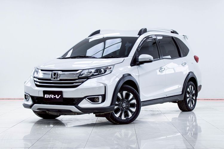 รถ Honda BR-V 1.5 SV สี ขาว