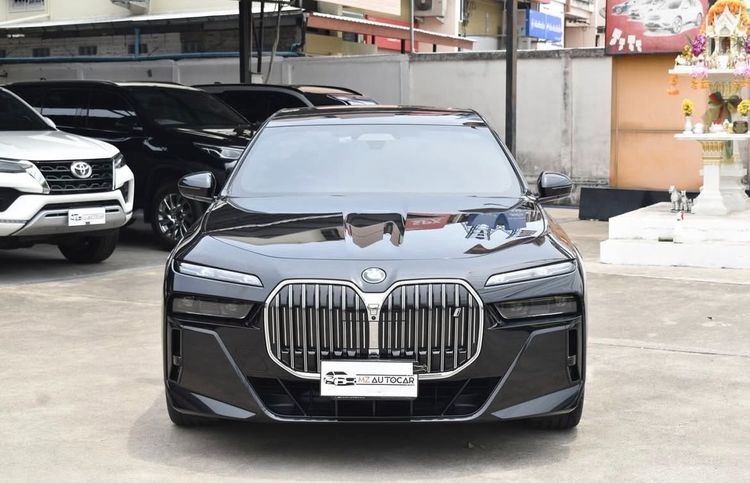 BMW รุ่นอื่นๆ 2022 รุ่นย่อยอื่นๆ Sedan ไฟฟ้า ไม่ติดแก๊ส เกียร์อัตโนมัติ ดำ รูปที่ 2