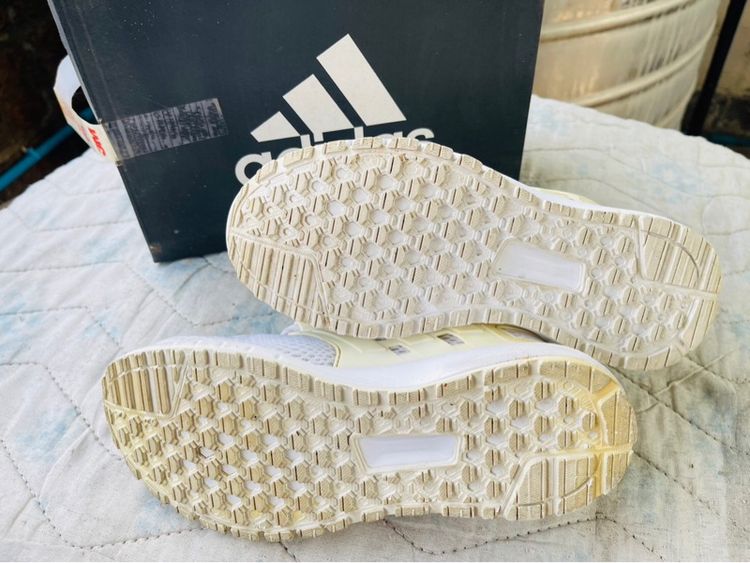 รองเท้า adidas ครบกล่อง รูปที่ 5