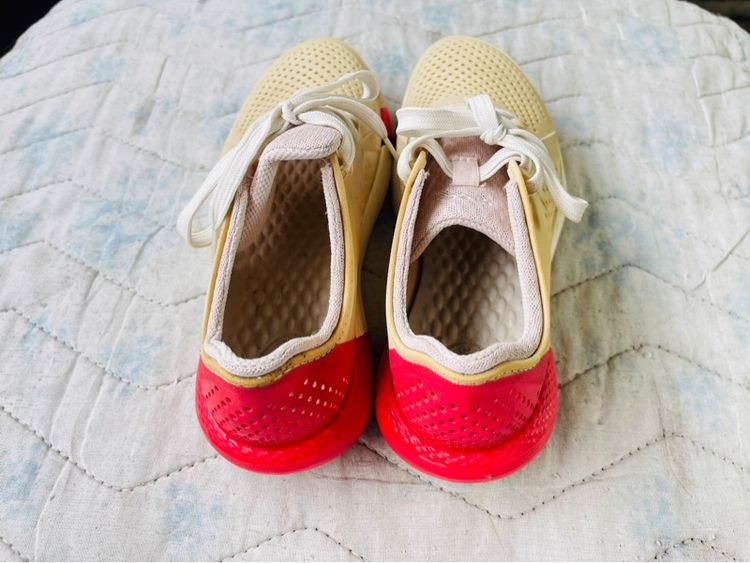 รองเท้า crocs ใหม่ๆ รูปที่ 3