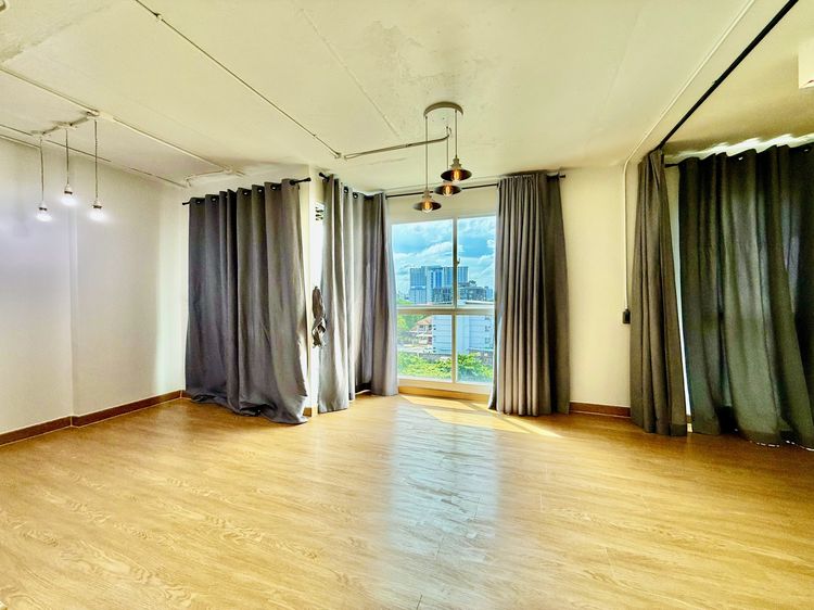 ไม่อนุญาต มีบางส่วน ขายคอนโด The Light New York ชั้น 6(ตึกสูง 8 ชั้น) สุขุมวิท 64 ขนาด 42.42 ตร.ม.2 ห้องนอน,1 ห้องน้ำ รูปที่ 4