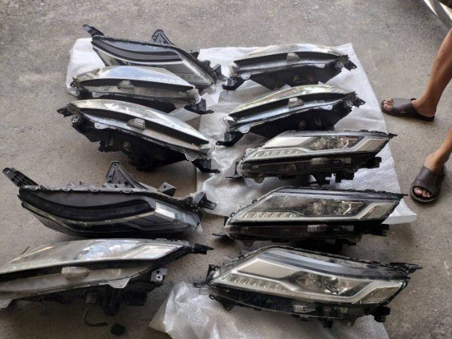 ไฟหน้า แท้ นิวปาเจโร่