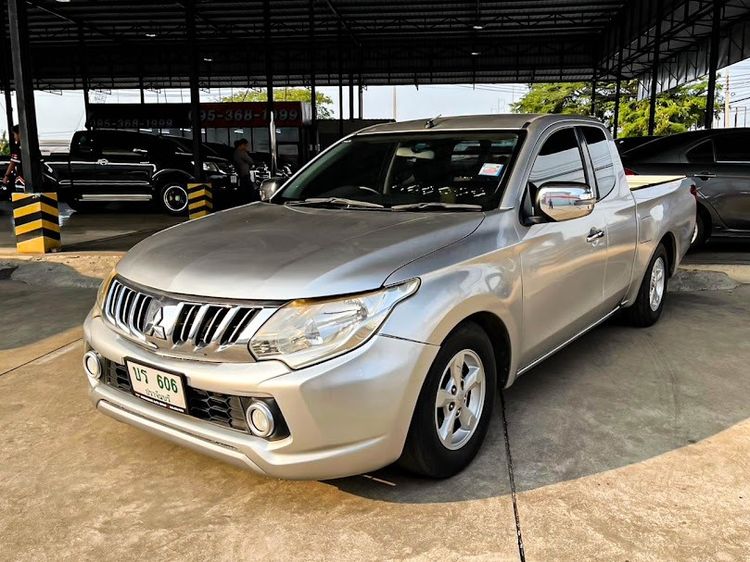 รถ Mitsubishi Triton All New Mega Cab 2.5 GLX สี บรอนซ์เงิน