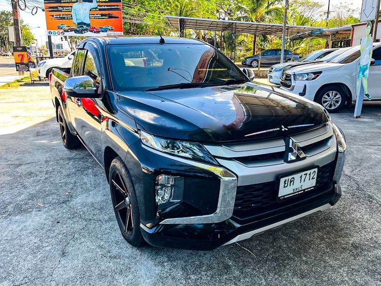 Mitsubishi Triton 2019 All New Mega Cab 2.5 GLX Pickup ดีเซล ไม่ติดแก๊ส เกียร์ธรรมดา ดำ รูปที่ 3