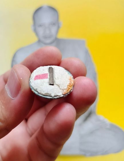 ล็อกเก๊ตเปิดฟ้าฉากเทา หลังบรรจุผงพุทธคุณ, ตะกรุด 1 ดอก, ผ้าธงแดง ออกวัดบางกุฎีทอง ปี2548 ท่านเจ้าคุณ พระราชสิริวัชรรังสี (หลวงพ่อชำนาญ อุตฺตมปญโญ) วัดชินวรารามฯ จ.ปทุมธานี ของดีปีลึก สภาพสวยๆเดิมๆ จากวัดครับ รูปที่ 6