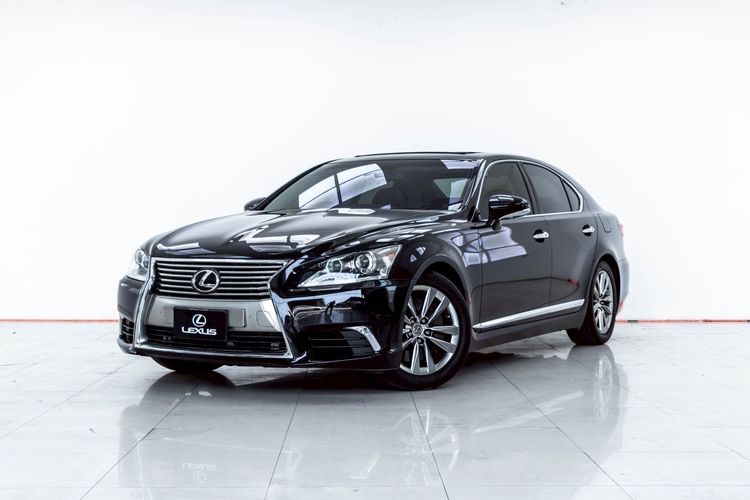 รถ Lexus LS460 4.6 สี ดำ