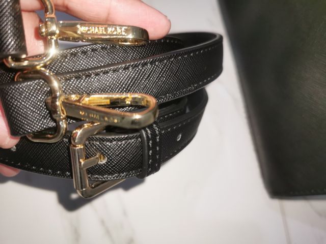 MK Mini Cross Body 5x7นิ้ว น่ารักมาก สภาพดี รูปที่ 4