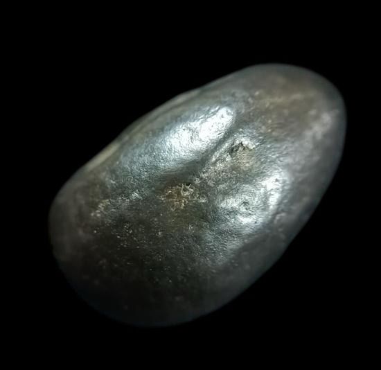 พระปิดตาพิมพ์จิ๋ว เนื้อผงดำ องค์เล็กมาก  รูปที่ 2