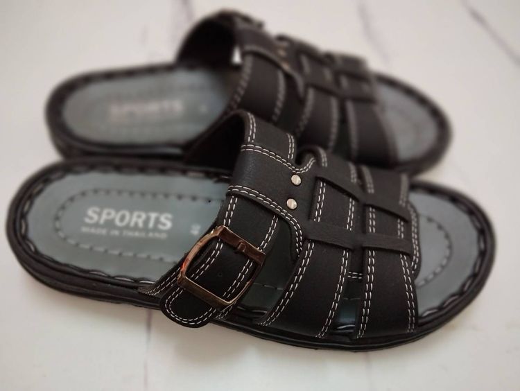 รองเท้าแตะหนัง รองเท้าผู้ชาย หนังเทียมราคาถูก แบบสวม รองเท้าถวายพระ รองเท้าสุภาพ งานทน ง่าย สบาย เก็บปลายทาง รูปที่ 4