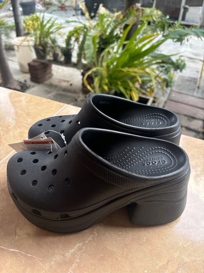 รองเท้าcrocsแท้ รูปที่ 6