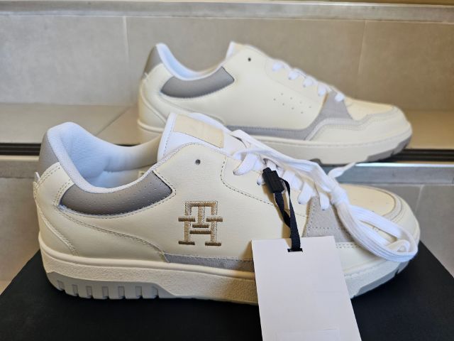 Tommy hilfigure men shoe size 44