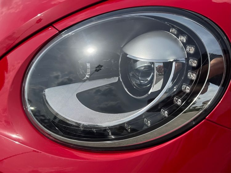 Volkswagen Beetle 2020 1.4 TSi Sedan เบนซิน เกียร์อัตโนมัติ แดง รูปที่ 4