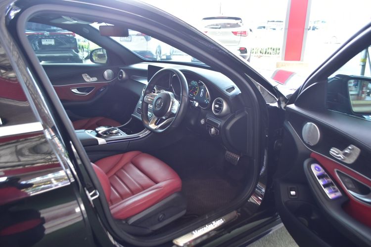 Mercedes-Benz C-Class 2021 C220 Sedan ดีเซล ไม่ติดแก๊ส เกียร์อัตโนมัติ ดำ รูปที่ 4