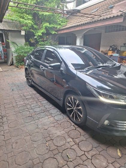Toyota Altis 2018 1.8 Esport Sedan เบนซิน LPG เกียร์อัตโนมัติ ดำ รูปที่ 2