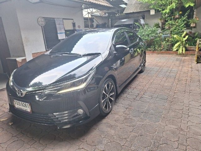 Toyota Altis 2018 1.8 Esport Sedan เบนซิน LPG เกียร์อัตโนมัติ ดำ รูปที่ 3