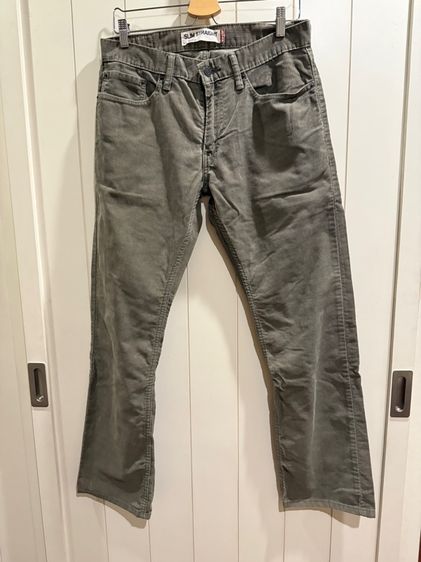กางเกงลูกฟูก ของ Levi’s 514 