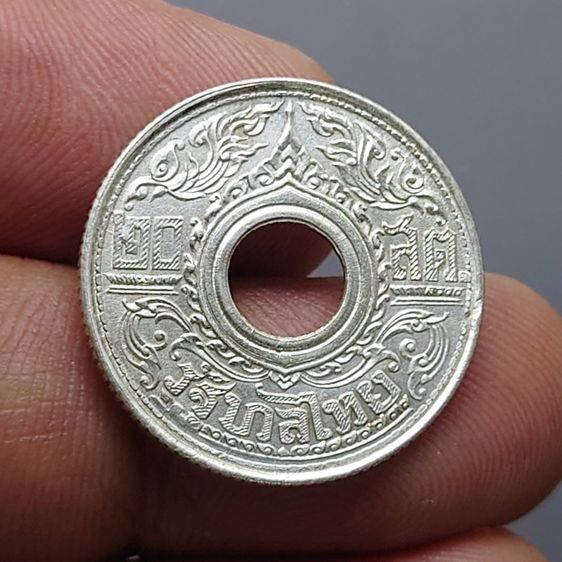 เหรียญสตางค์รู เนื้อเงิน ครบชุด 5-10-20 สตางค์ ลายกนกแข้งสิงห์ ปี พ.ศ.2484-2485 ผ่านใช้ รูปที่ 3