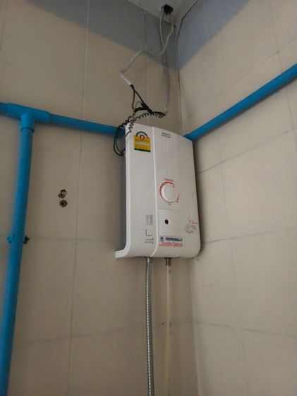 ขายเครื่องทำน้ำอุ่น SHARP มือสอง สภาพดี 