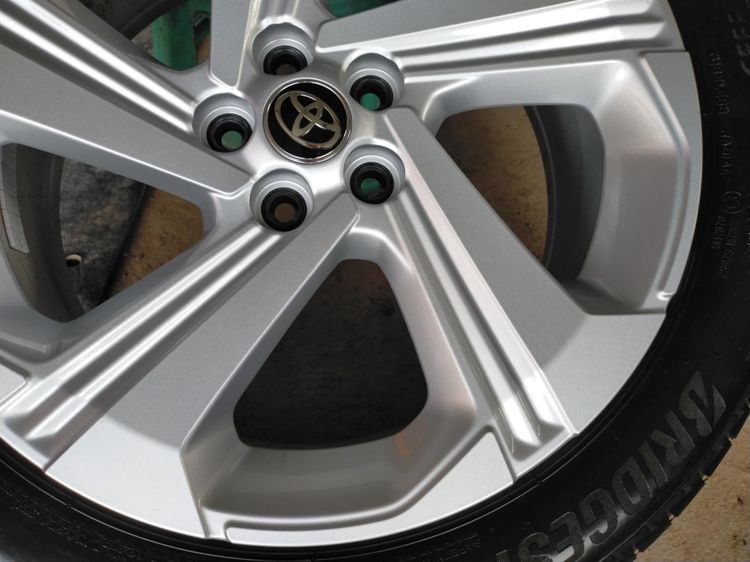 แม็กโตโยต้า ป้ายเดิมสีแดง ขอบ17 พร้อมยางบริส 205 50 17 ปี23โตนยางสวยทุกเส้นใส่ altis with พรุส เซียนต้าอื่นๆ 5 รู 100 รูปที่ 7