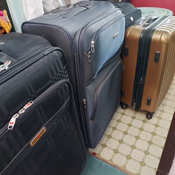 ขายเหมากระเป๋า มือสอง ยกกอง ประมาณ 150 ใบ รูปที่ 8