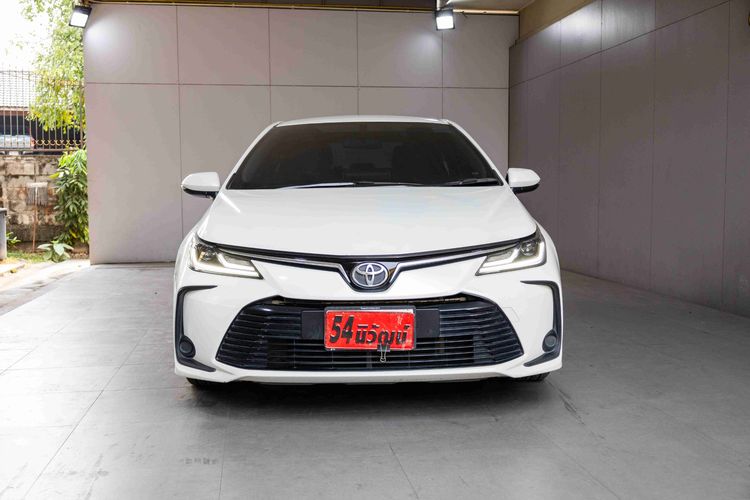 Toyota Altis 2021 1.8 GR Sport CVT Sedan เบนซิน ไม่ติดแก๊ส เกียร์อัตโนมัติ ขาว รูปที่ 2