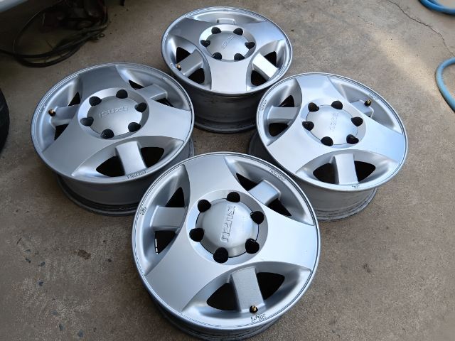 ล้อเดิม Isuzu  Rodeo4×4 ขอบ15