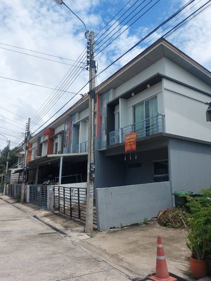 ขายบ้านริมถนน ทำเลทอง ในโครงการ วิลเล้ต กาญจนภิเษก แขวงบางบอนเหนือ เขตบางบอน กรุงเทพมหานคร โครงการ วิลเลต ทาวน์โฮม กาญจนาภิเษก 