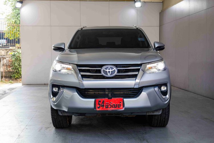 Toyota Fortuner 2019 2.8 V Utility-car ดีเซล ไม่ติดแก๊ส เกียร์อัตโนมัติ เทา รูปที่ 2