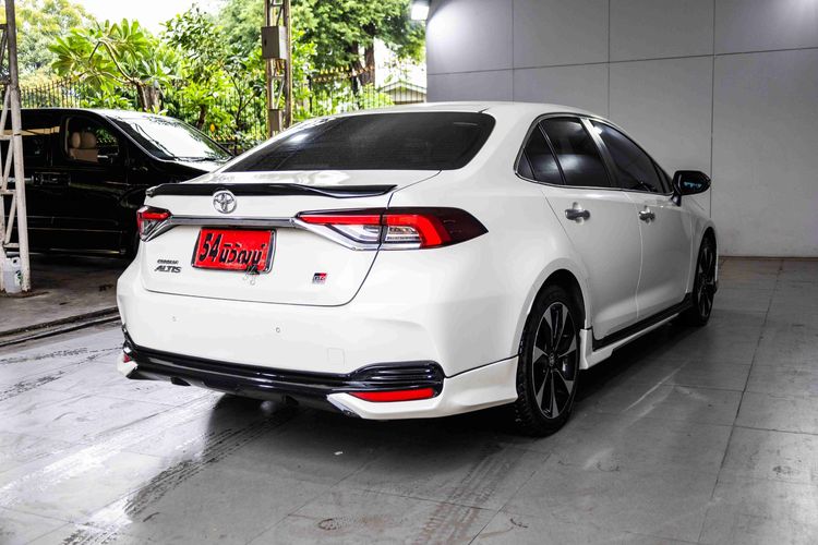Toyota Altis 2020 1.8 GR Sport CVT Sedan เบนซิน ไม่ติดแก๊ส เกียร์อัตโนมัติ ขาว รูปที่ 4