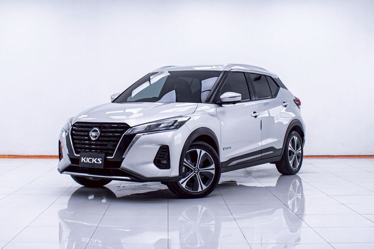รถ Nissan Kicks 1.2 V สี เทา