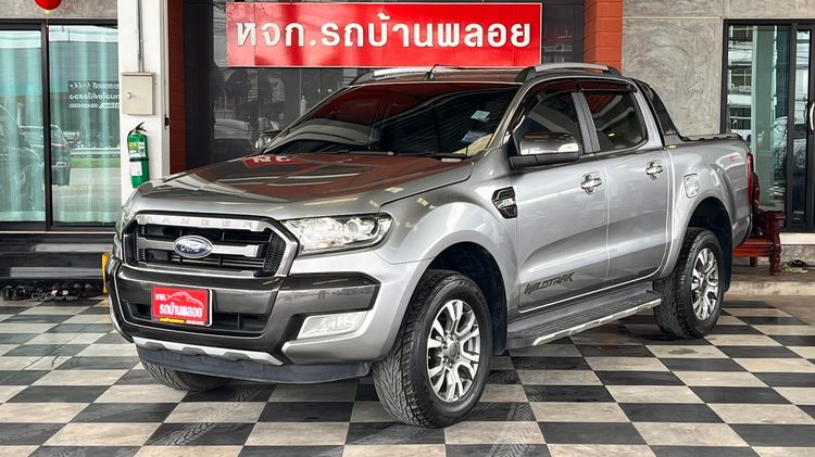 รถ Ford Ranger 2.2 Hi-Rider Wildtrak สี บรอนซ์เงิน
