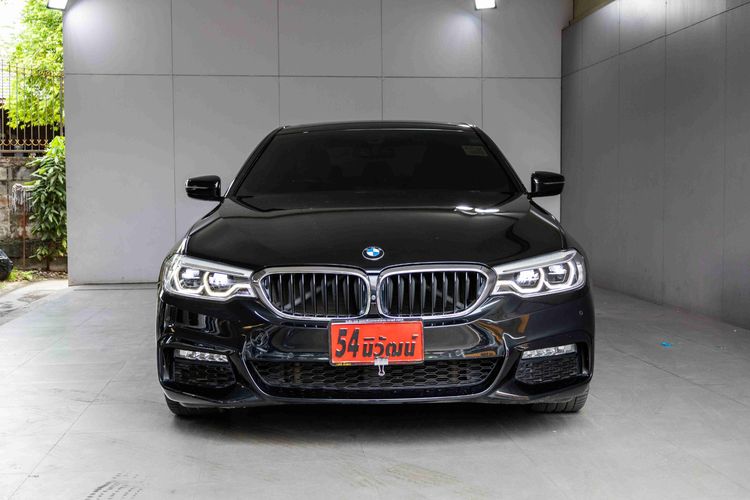 BMW Series 5 2017 530e Sedan ปลั๊กอินไฮบริด (PHEV) ไม่ติดแก๊ส เกียร์อัตโนมัติ ดำ รูปที่ 2