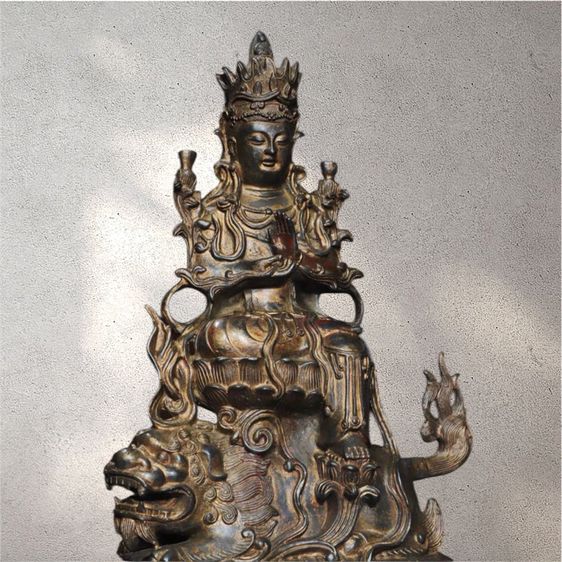 พระพุทธรูปทิเบตเก่าทองเหลืองเก่าโบราณ 