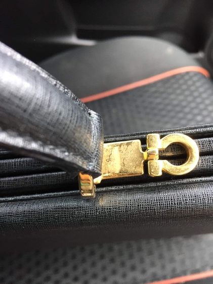 กระเป๋าFerragamo รูปที่ 5