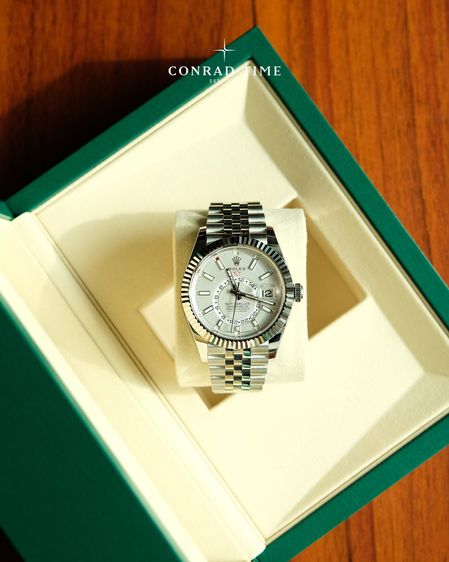 New Rolex Sky-Dweller 336934 White Gold White Dial Jubilee 2025 42mm. Fullset  รูปที่ 2