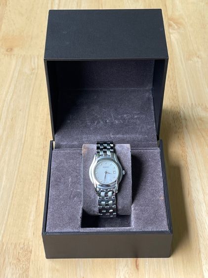 GUCCI Round face Watches Mother of Pearl Diamond 5500L Quartz Silver Dial Women's SS  รูปที่ 3