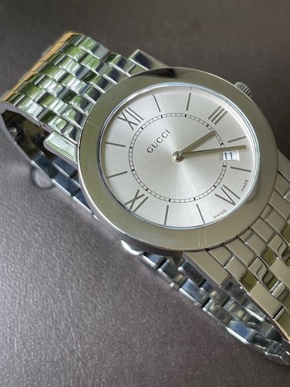 GUCCI 5200M Quartz Men's Watch Silver Dial Analog Stainless Steel  รูปที่ 9