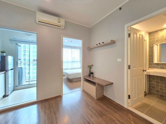 มีบางส่วน คอนโดยูดีไลท์ แอท ตลาดพลู สเตชั่น ชั้น19 วิวสระน้ำ
อยู่หน้าถนนใหญ่
ใกล้bts mrt ห้างเดอะมอล์ท่าพระ
มินิบิ๊กซี โลตัส ตลาดนัด