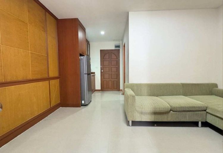 ตกแต่งครบ ขายคอนโด ผาสุข ขนาด 40.31 ตร.ม. พร้อมเฟอร์นิเจอร์ built-in ใกล้BTSอารีย์ ใกล้เซ็นทรัลเวิร์ลด์ พญาไท กรุงเทพฯ รูปที่ 3
