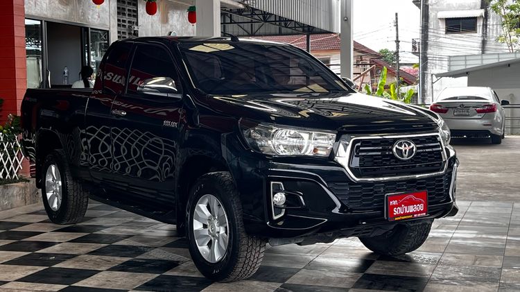 Toyota Hilux Revo 2018 2.4 J Plus Prerunner Pickup ดีเซล ไม่ติดแก๊ส เกียร์ธรรมดา ดำ รูปที่ 3