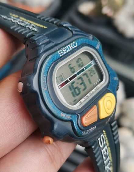 นาฬิกา Vintage Seiko Digital S640-4000 พร้อมสายเดิม หายากสุดๆ ราคาแบ่งปันครับ รูปที่ 4