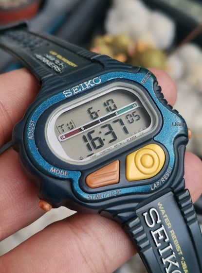 นาฬิกา Vintage Seiko Digital S640-4000 พร้อมสายเดิม หายากสุดๆ ราคาแบ่งปันครับ รูปที่ 2