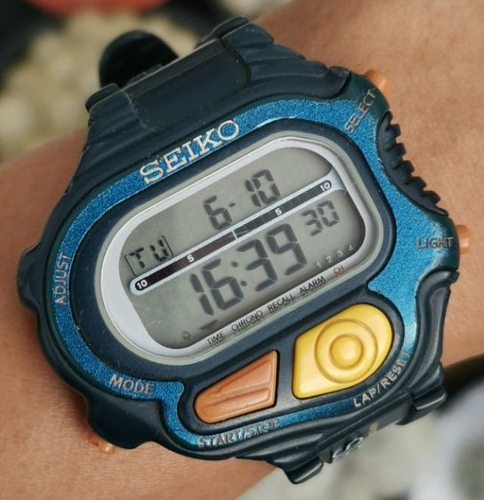 นาฬิกา Vintage Seiko Digital S640-4000 พร้อมสายเดิม หายากสุดๆ ราคาแบ่งปันครับ รูปที่ 9