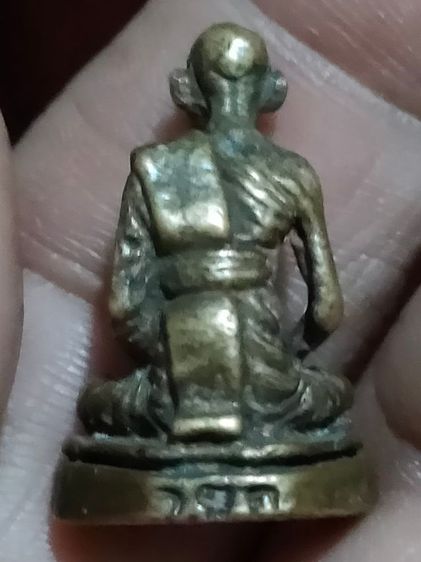 รูปหล่อโบราณหลวงปู่สีวัดเขาถ้ำบุญนาคจังหวัดนครสวรรค์ รูปที่ 4