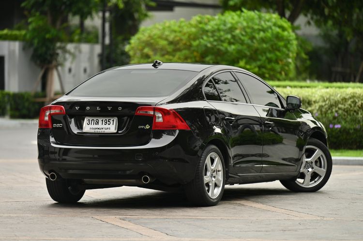 Volvo S60 2012 1.6 Drive Sedan เบนซิน ไม่ติดแก๊ส เกียร์อัตโนมัติ ดำ รูปที่ 4