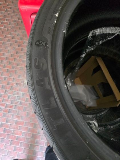 ยาง​ Atlas Force  UHP  245 40 R19 มือสอง รูปที่ 11