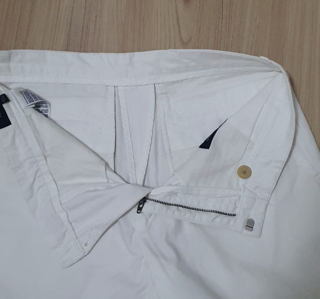 Tommy  Hilfiger รูปที่ 4