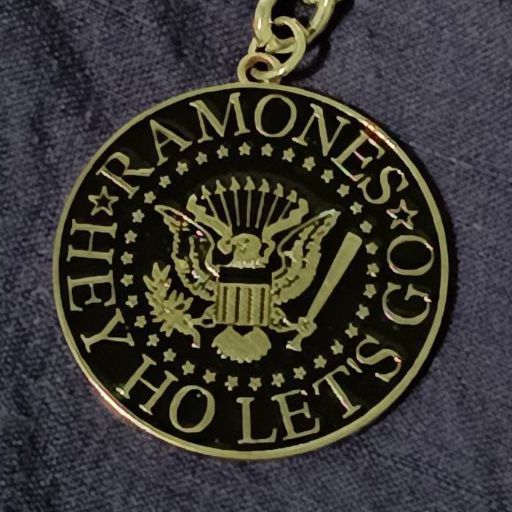 พวงกุญแจ ramones รูปที่ 6