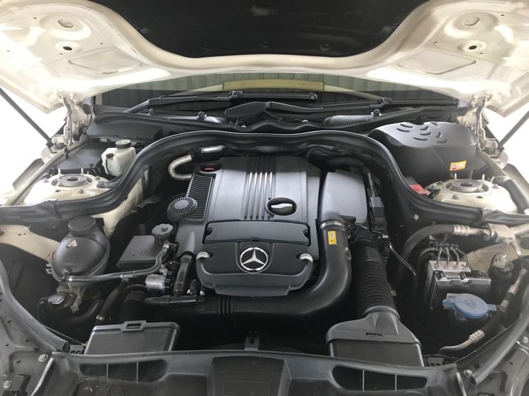 Mercedes-Benz E-Class 2013 E250 Sedan เบนซิน ไม่ติดแก๊ส เกียร์อัตโนมัติ ขาว รูปที่ 3